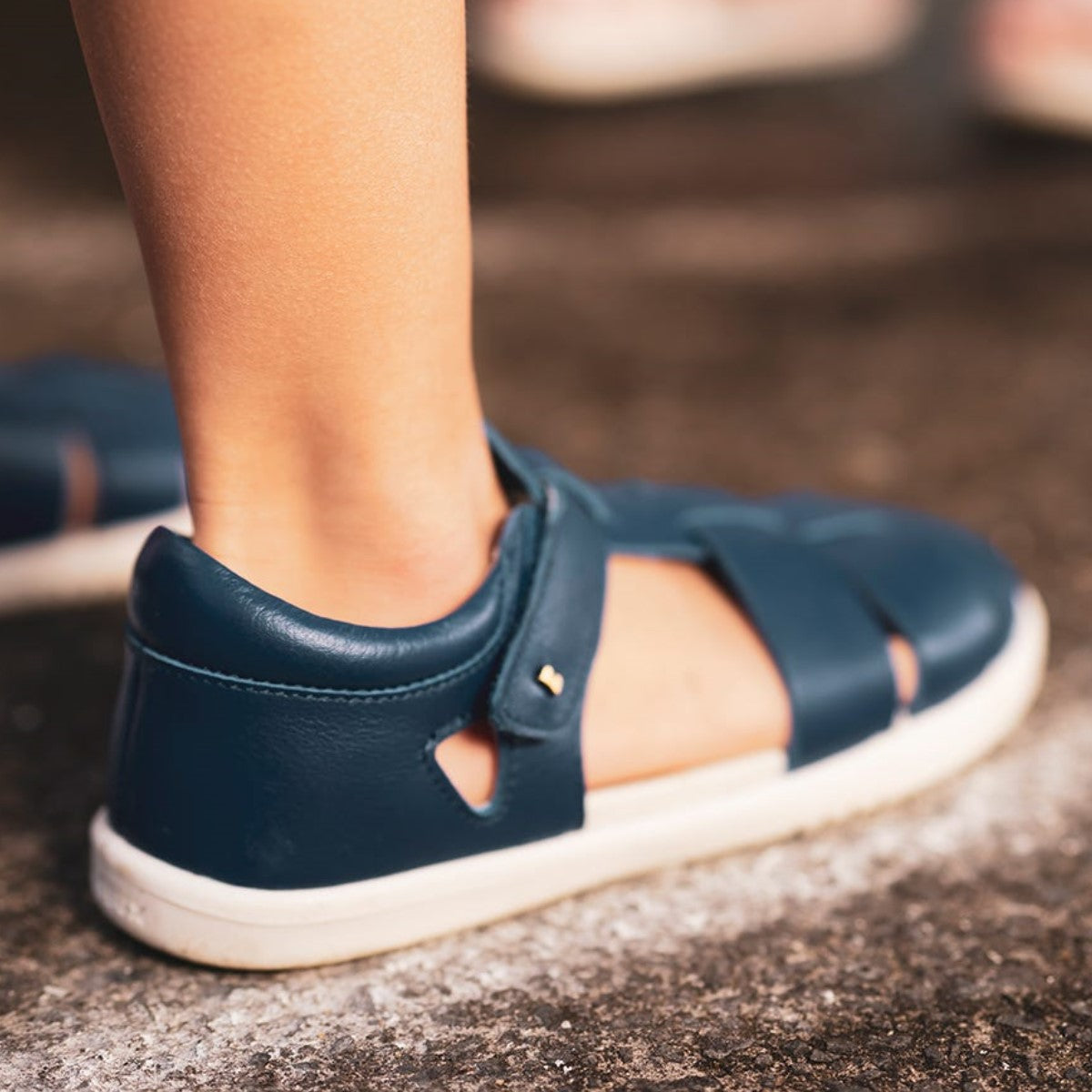 Kid+ Tidal Navy | Il sandalo super leggero, sempre asciutto dal design pulito | 27-30